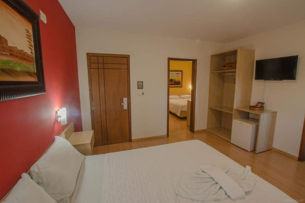Hotel Dom Thomaz Jaguariaíva Buitenkant foto